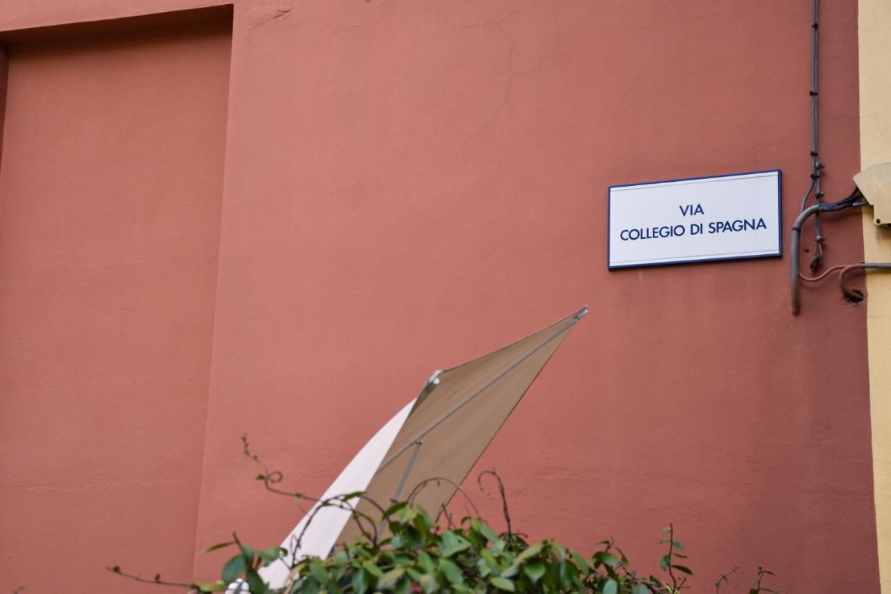 Collegio Di Spagna 13 Bologna Buitenkant foto